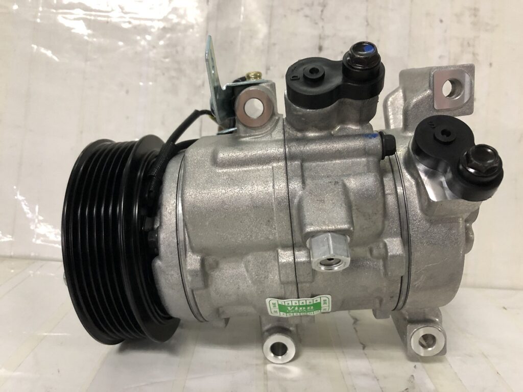 COMPRESOR TOYOTA YARIS VIOS 2017-2021 6PK 12V  10SRE11C  Toyota Yaris L4 1.5L 2018-20 HATCHBACK  SEDAN