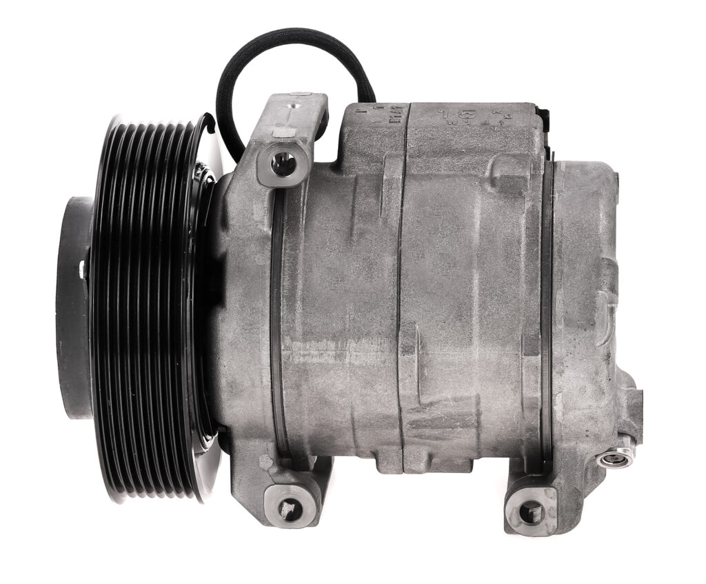 COMPRESOR FREIGHTLINER CASCADIA 8PK  140MM 12 V