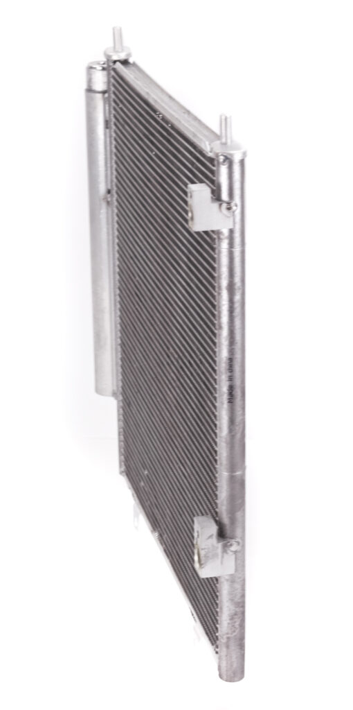 CONDENSADOR MITSUBISHI MIRAGE 14-15